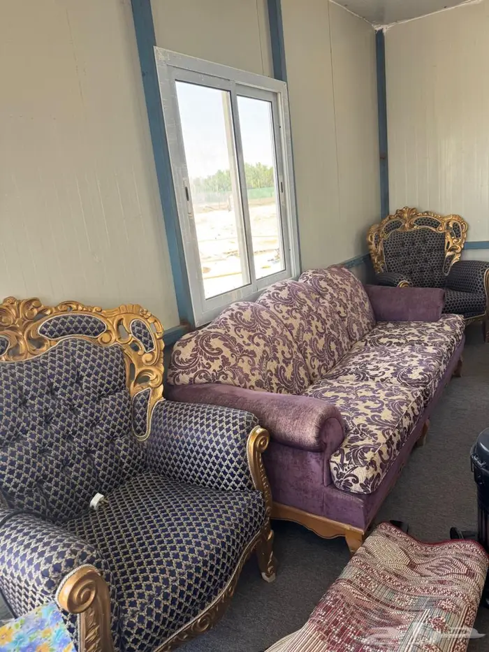 ثلاث اطقم كنب 4