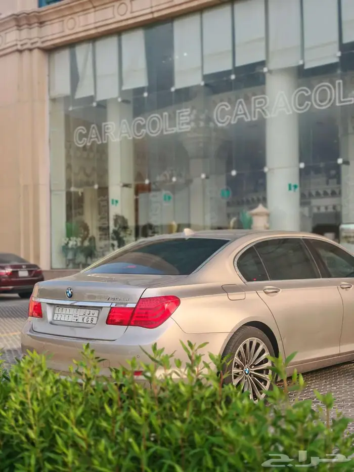 بي ام دبليو 740Li 2011 وكالة 6