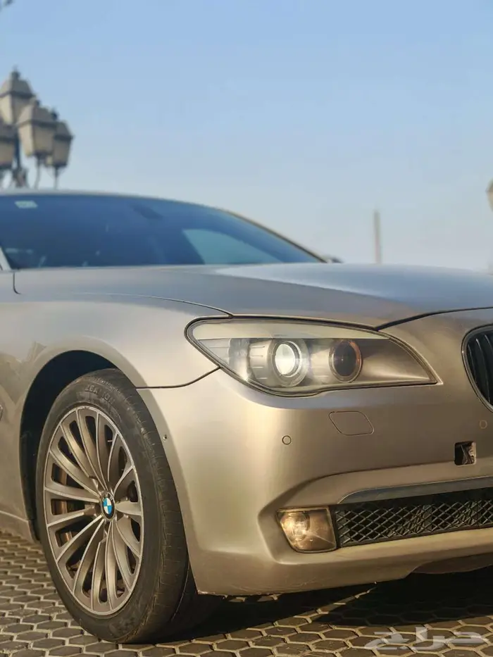 بي ام دبليو 740Li 2011 وكالة 2
