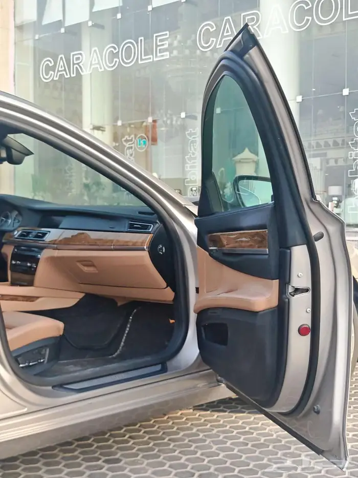 بي ام دبليو 740Li 2011 وكالة 39