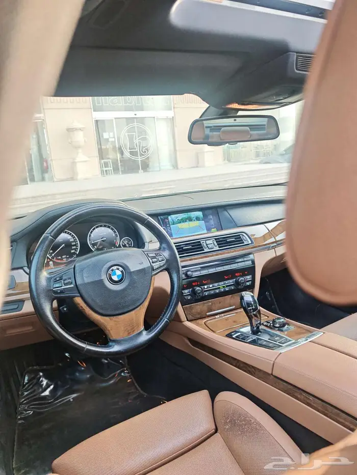 بي ام دبليو 740Li 2011 وكالة 34