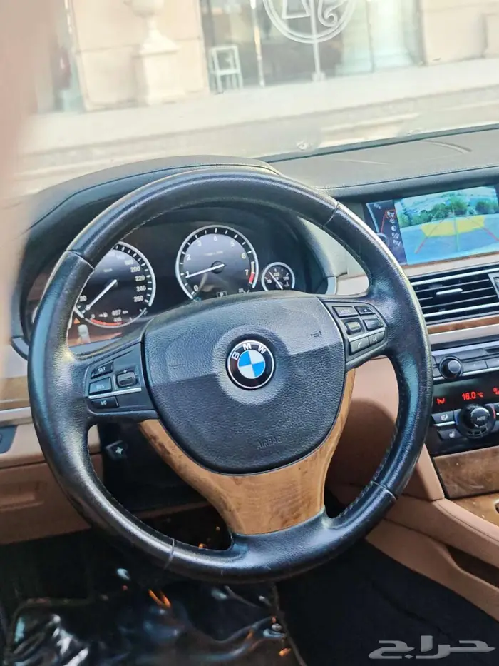 بي ام دبليو 740Li 2011 وكالة 43