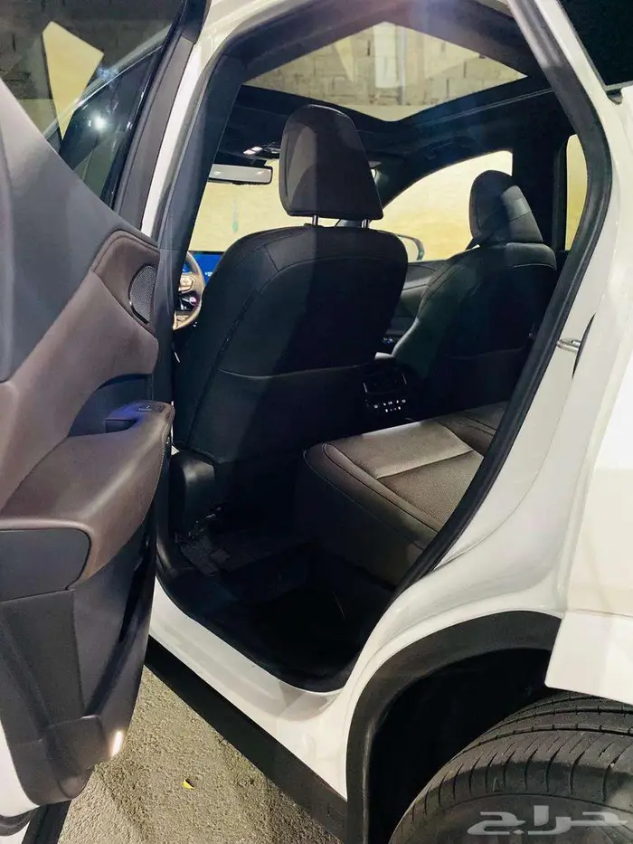 لكزس RX350فل كامل 18