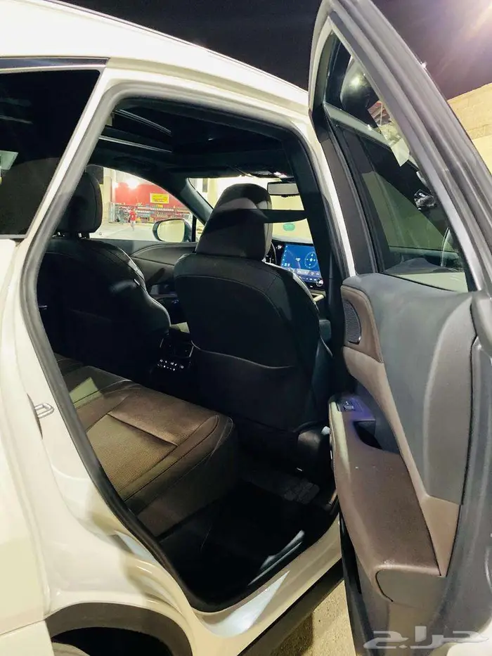 لكزس RX350فل كامل 13