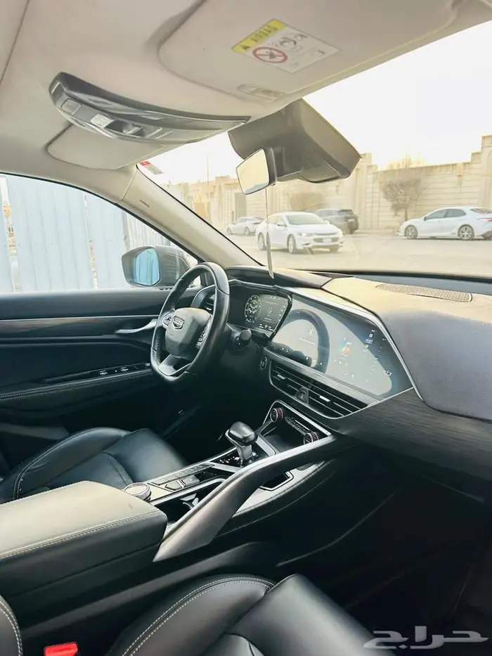 جيلي توجيلا 2022 مخزن ماشي 80 الف 8