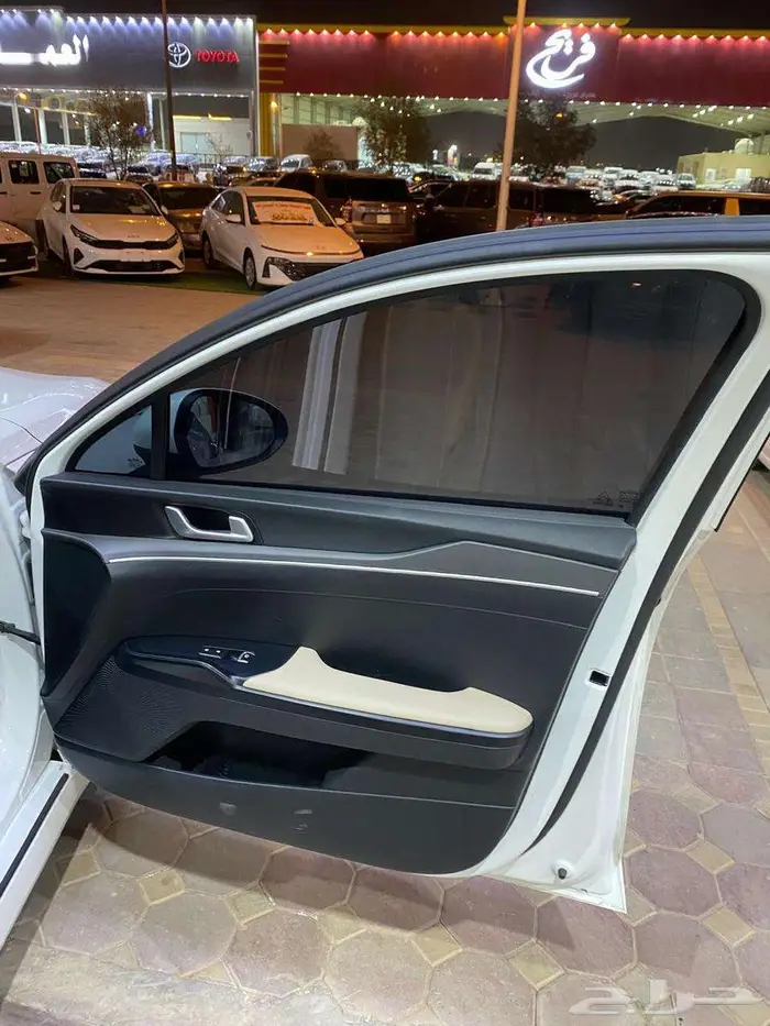 كيا اوبتيما 2021 بنزين شاشه كامير مستورد محرك 2.0 9