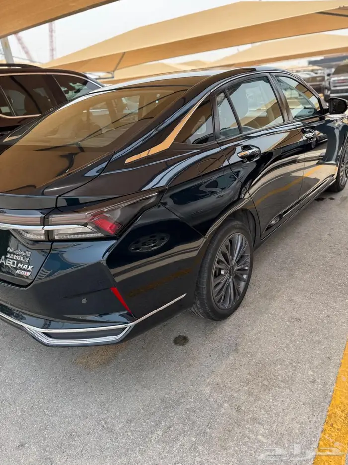 Dong Feng A60 MACH Blue Black 2