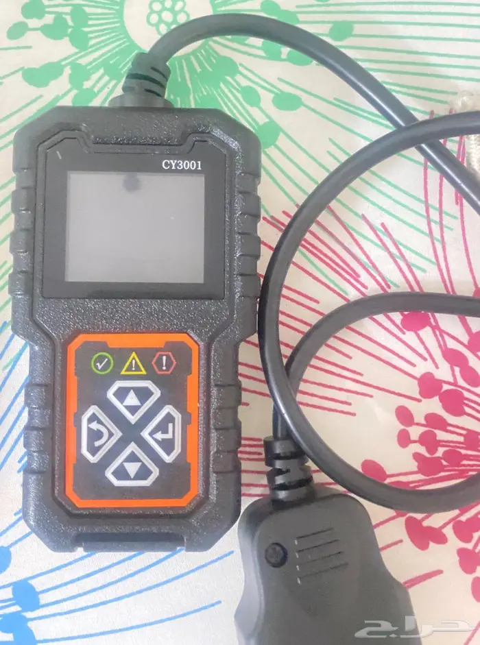 جهاز تشخيص أعطال السيارات CY3001 OBD2.  2
