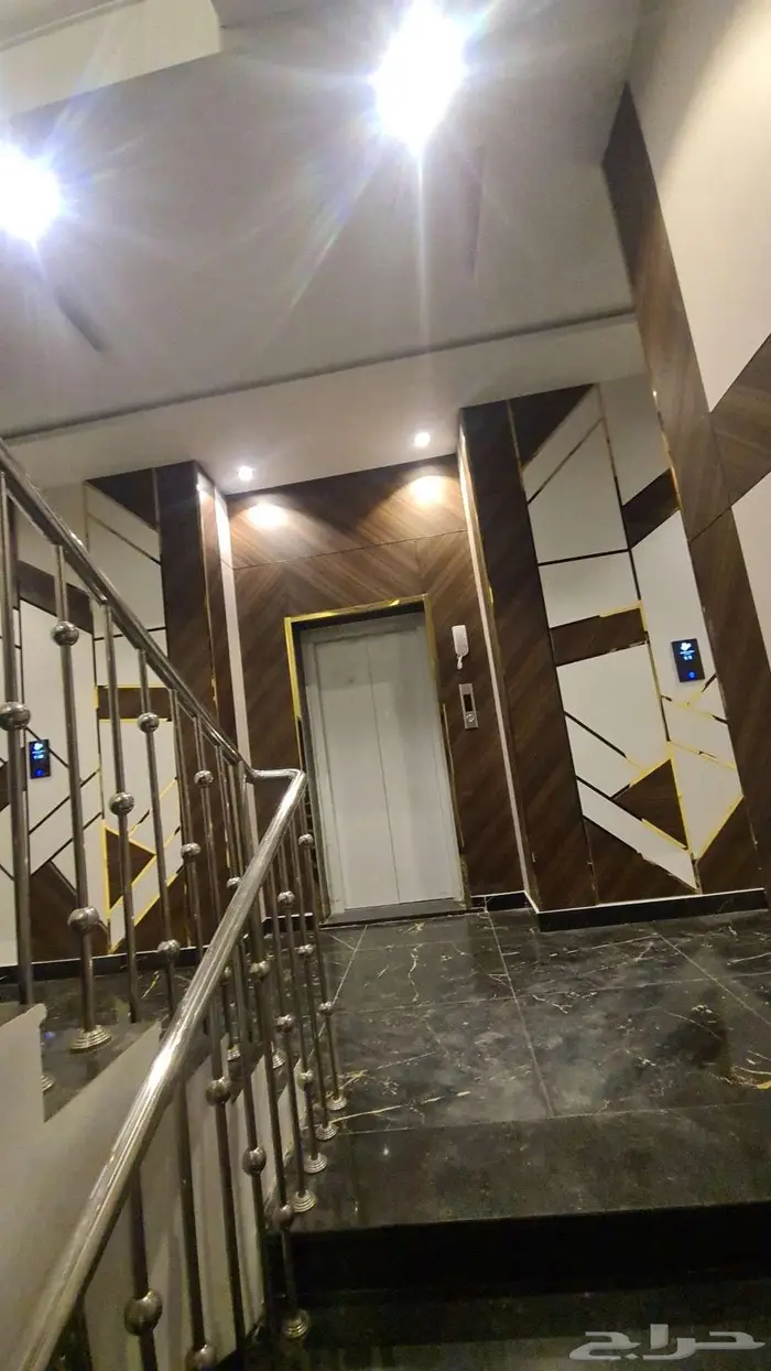 للبيع شقه تمليك جديدة بالجال حي الملك فهد بالطائف موقع ممتاز 6