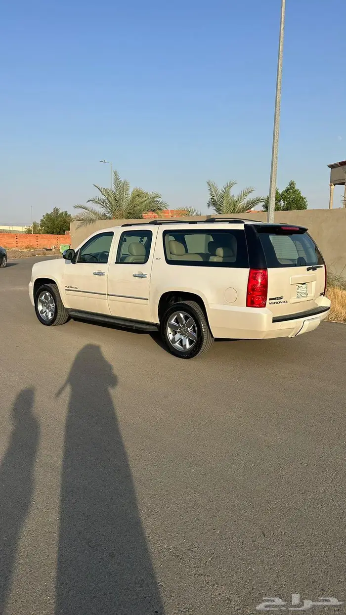 للبيع جمس يوكن XL موديل دبل 2012 SLT 38