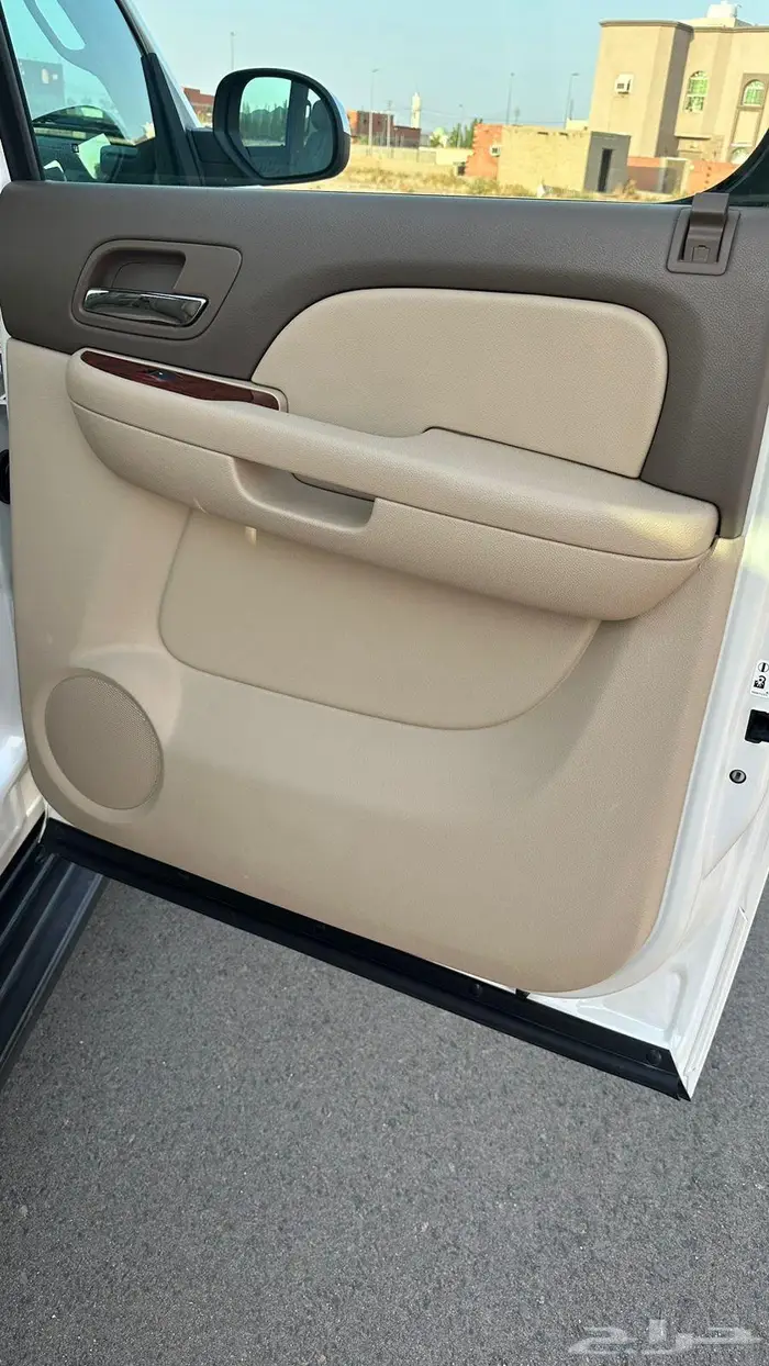 للبيع جمس يوكن XL موديل دبل 2012 SLT 11