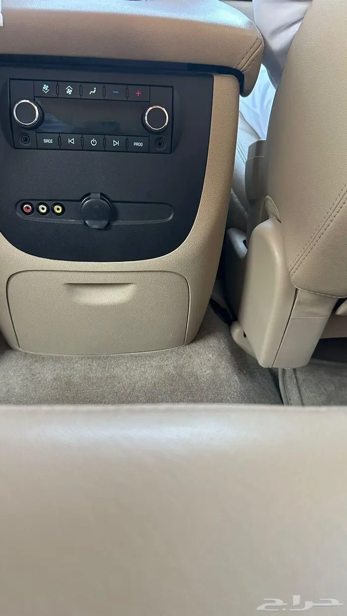 للبيع جمس يوكن XL موديل دبل 2012 SLT 30