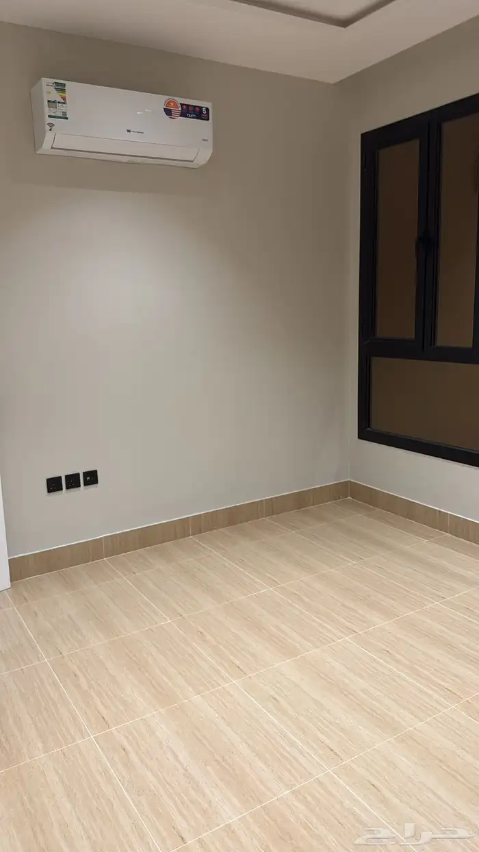 شقة فاخرة للأيجار حي الحمراء عوائل فقط 3