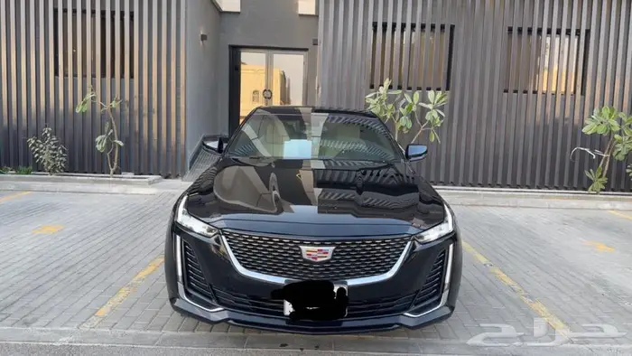 كاديلاك CT5 8