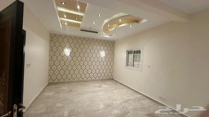 للايجار بحي النهضه خمس غرف وصاله 11