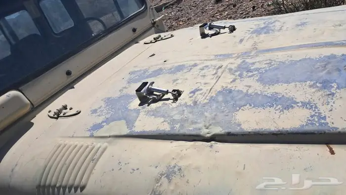 للبيع قطع جيب شاص قديم من مديل 84 وتحت 1