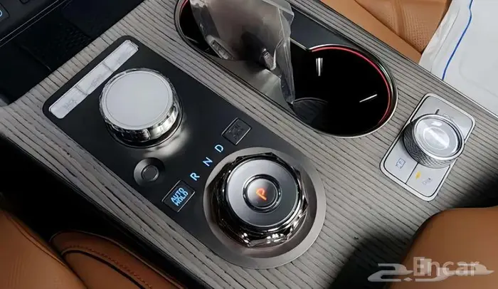 جنسس جي  ي 80 GENESIS GV80 2024 2.5T 2WD 9