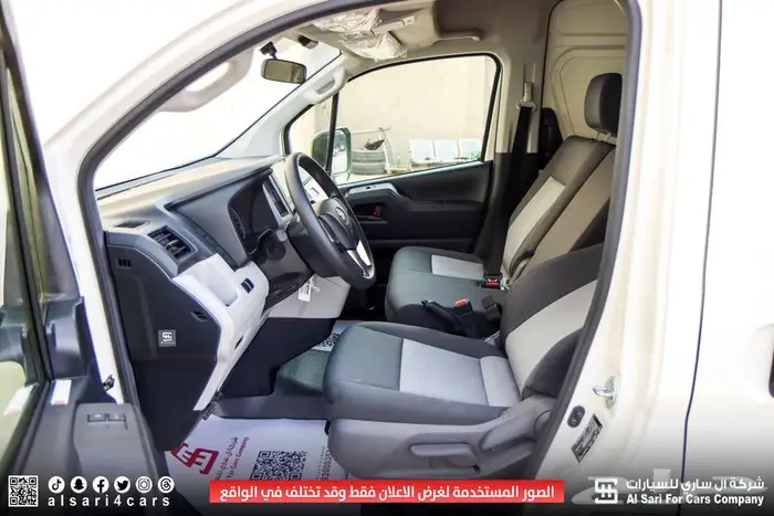 تويوتا فان بضاعة ديزل أوتوماتيك باب مفصلي للشنطة 2025 16