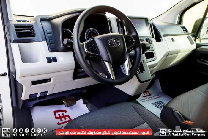 تويوتا فان بضاعة ديزل أوتوماتيك باب مفصلي للشنطة 2025 21