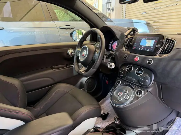 أبارث 695 essesse موديل 2022 Abarth 17