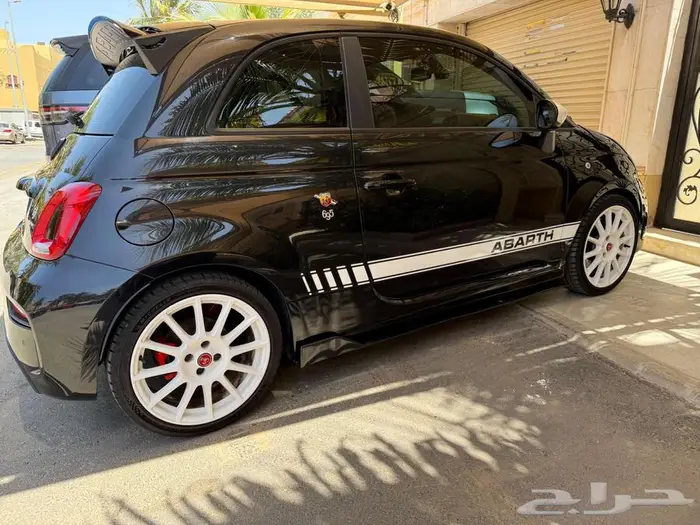 أبارث 695 essesse موديل 2022 Abarth 1