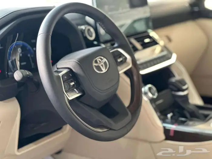 تويوتا لاندكروزر GXR4 سعودي 2025 10