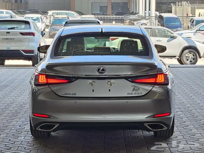 لكزس ES350 كويتيDD موديل 2025 تقسيط وكاش 9