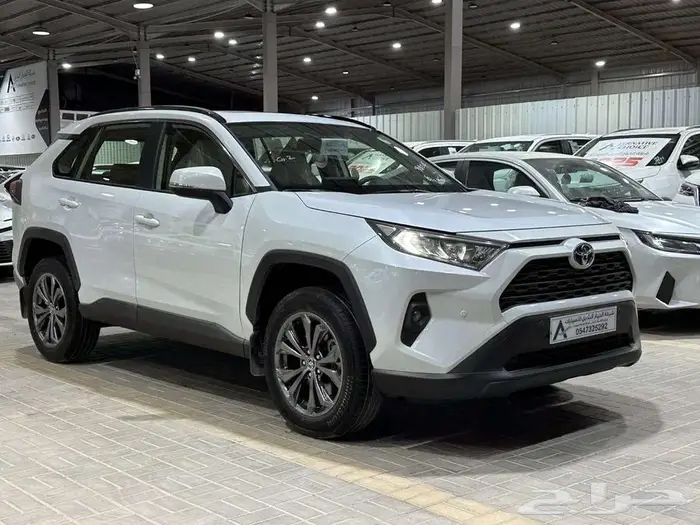 تويوتا راف فور XLE 4X4 بنزين سعودي 2025 0