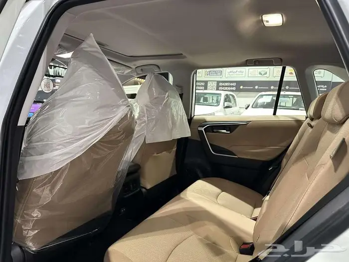 تويوتا راف فور XLE 4X4 بنزين سعودي 2025 13