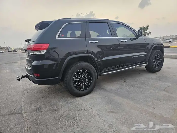 جيب جراند شيروكي ليمتيد V8 2014 2