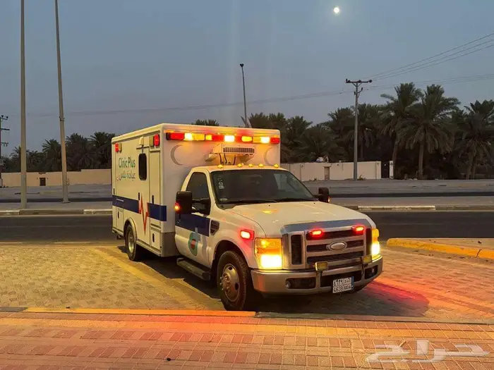 Ambulance 2008 Ford F350   اسعاف فورد 1