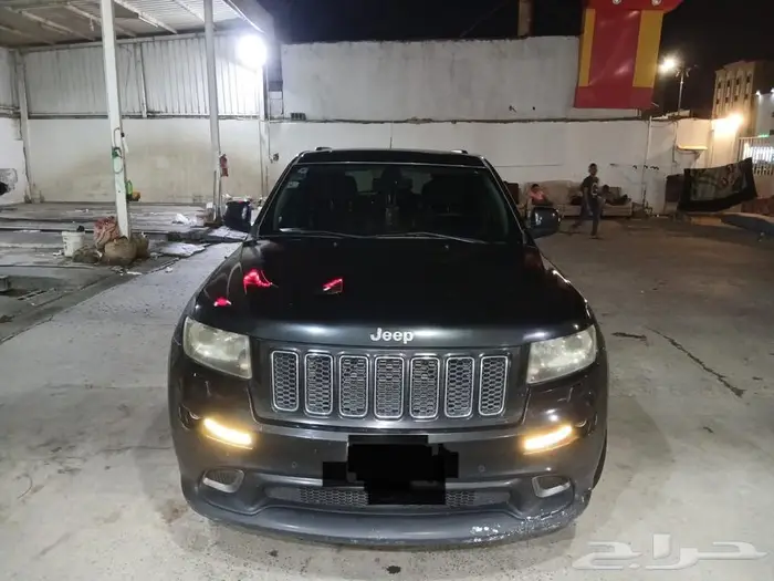 قراند شاروكي srt 2013 3
