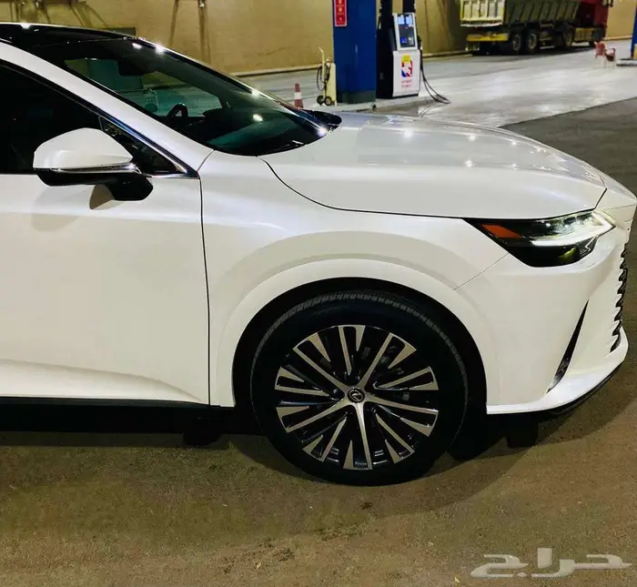 لكزس RX350فل كامل 11