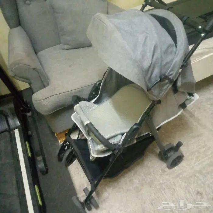 حفاضات هجيز. وعربة اطفال 0