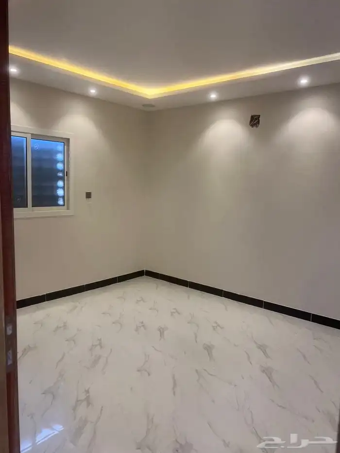 شقة للايجاز ر في حي احد 3