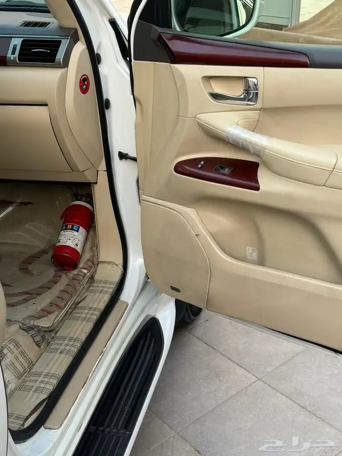 لكزس LX 2014 بريمي وكالة 15