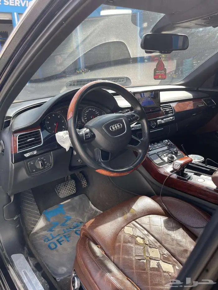 اودي A8 6