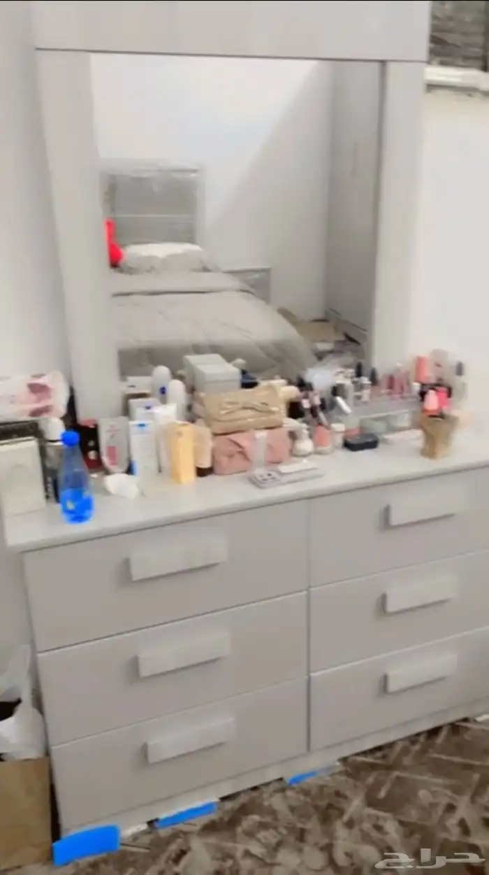 غرفة نوم كامله 4 4 0