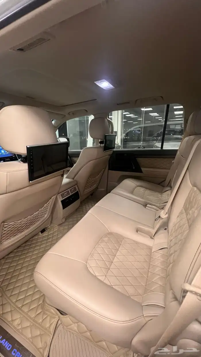 GXR Grand Touring 2019 جيب لاندكروزر قراند تورنق 10