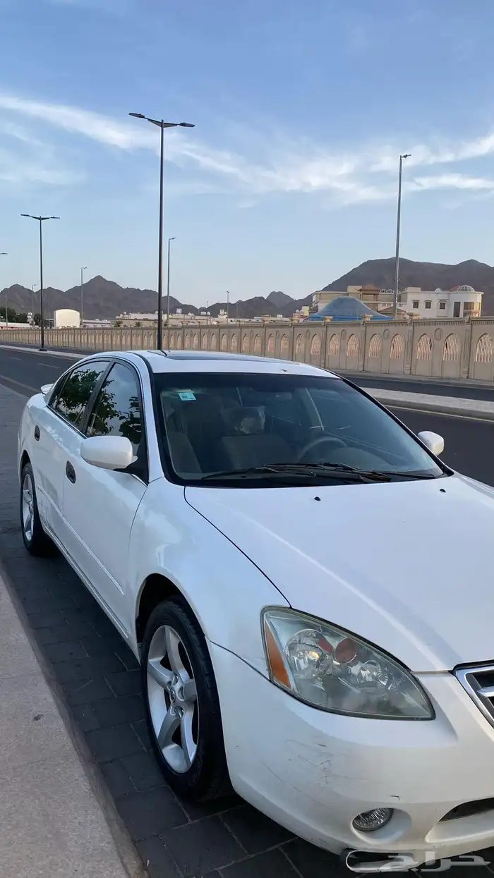 للبيع التيما 2005 فل كامل قير عادي v6 8
