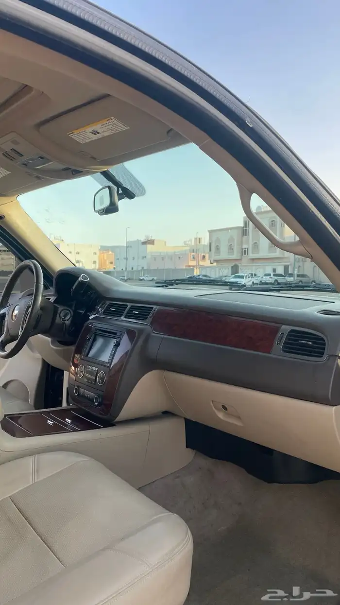 تاهو 2010 LTZ فل كامل بدون دبل الجميح 7