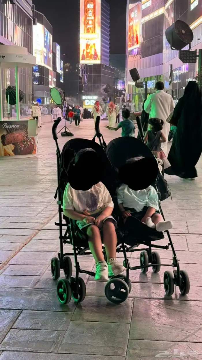 بيع عاجل عاجل عربية توأم اطفال ماماز باباز 0