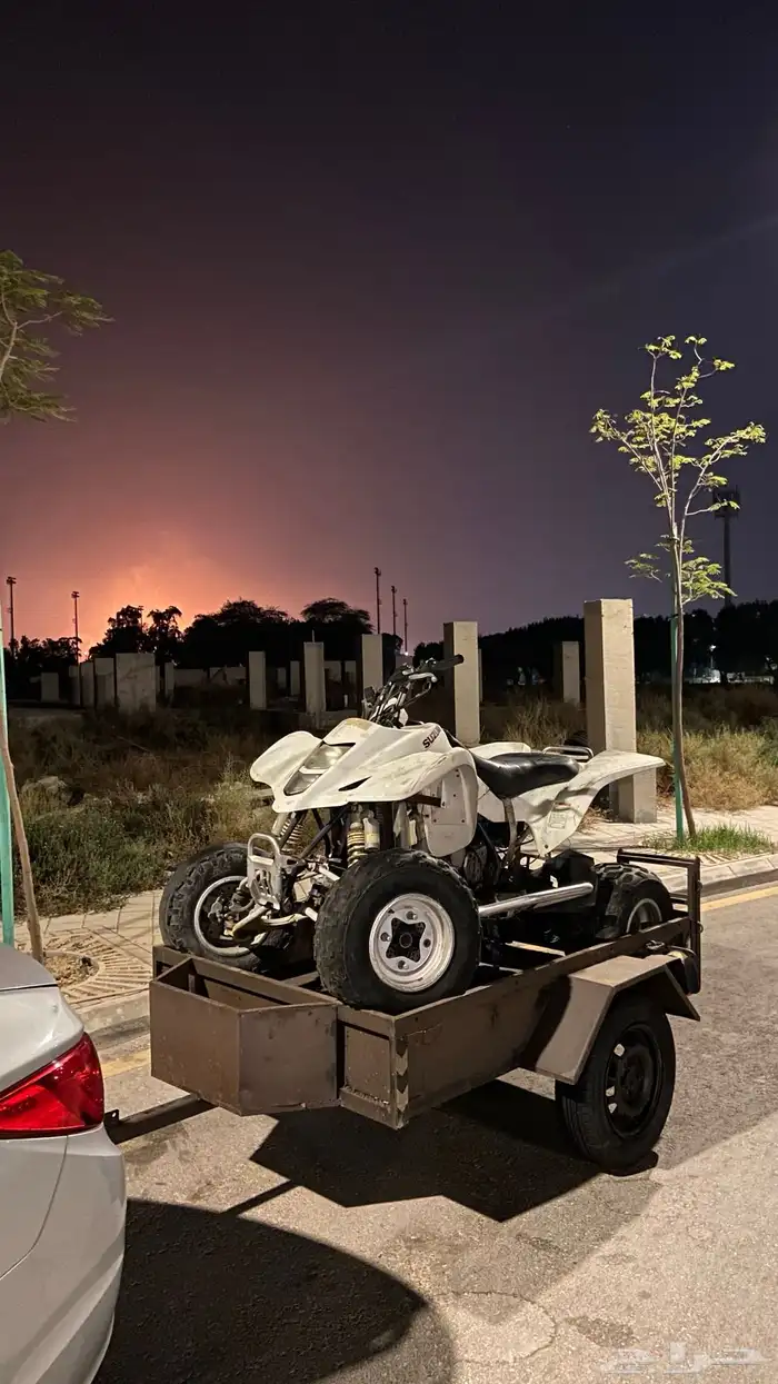 دباب سزوكي زد 400 موديل 2007 الدباب حاده ب 10 الاف معه سيفتي 2