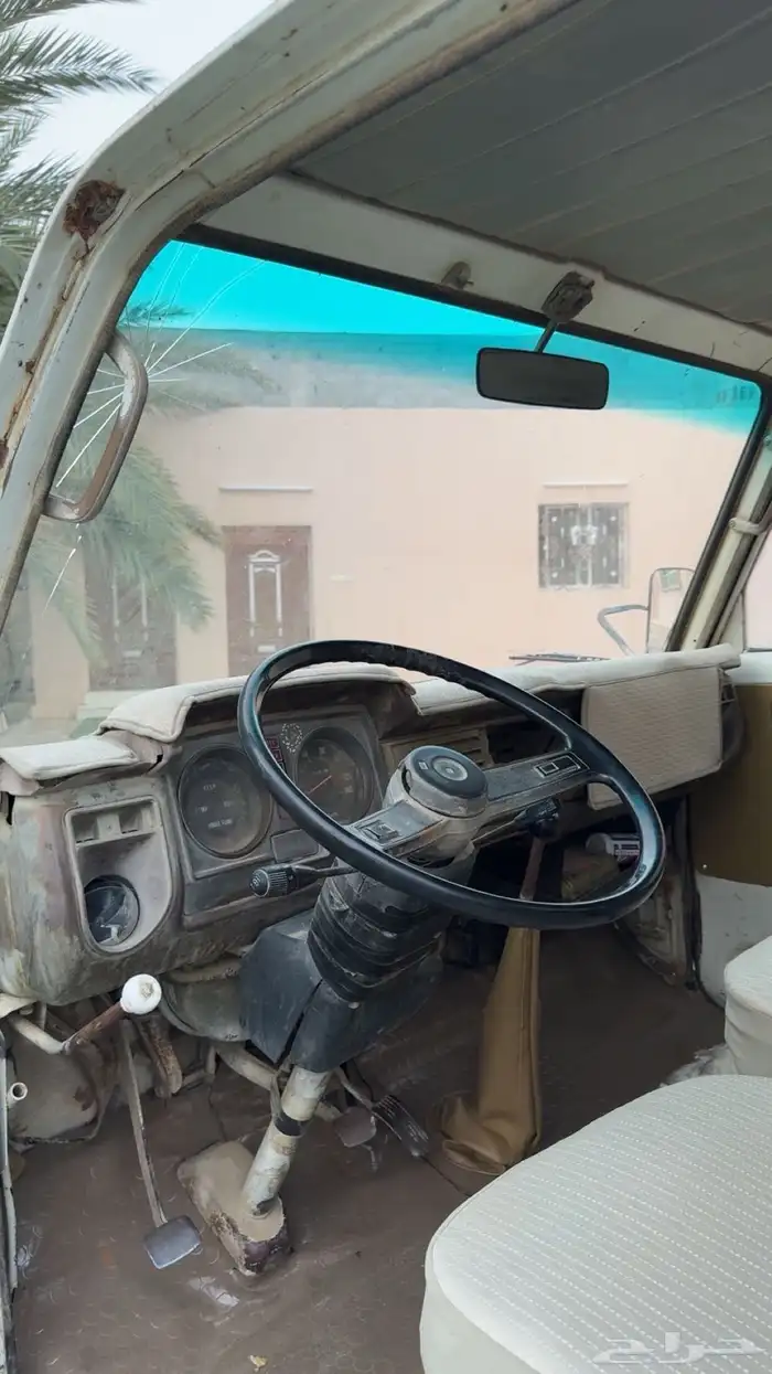 قلاب مديل 80 للبيع محركات نضيفه شرط 1