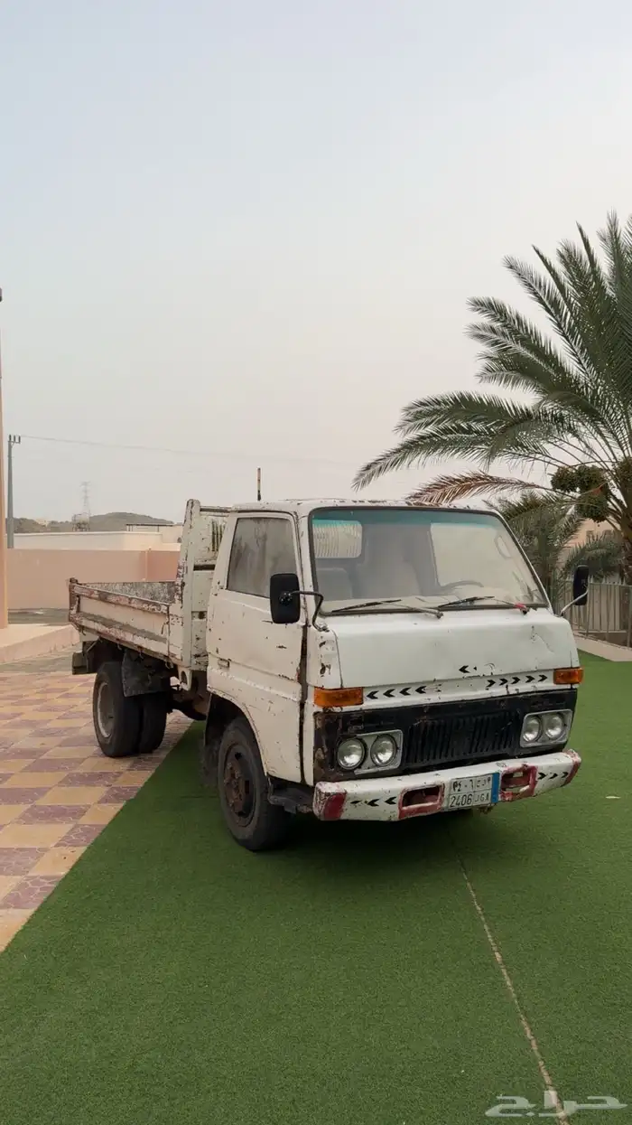 قلاب مديل 80 للبيع محركات نضيفه شرط 5