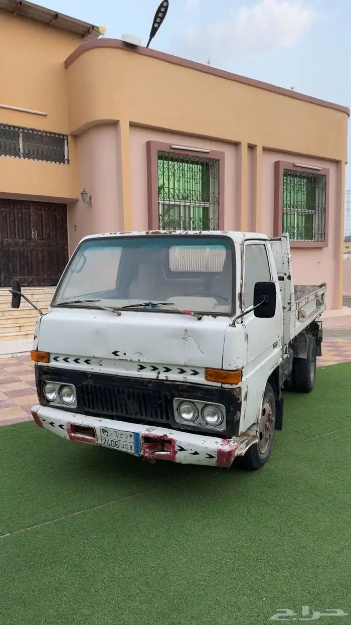 قلاب مديل 80 للبيع محركات نضيفه شرط 6