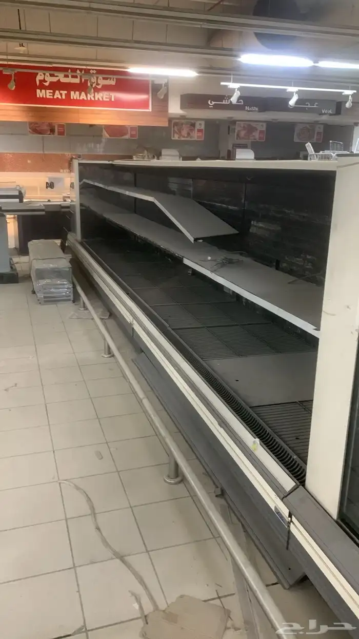 أغراض سوق تجاري كامل (ثلاجات مركزية  ارفف  معدات مخابز 13
