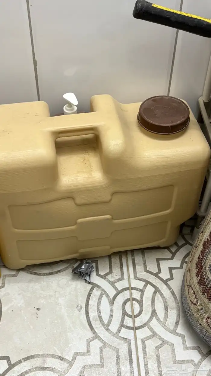 عزبه كامله 0