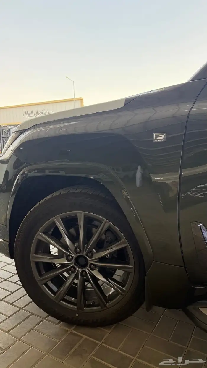 لكزس LX600 - اف سبورت - زيتي - 2025 - وارد قطر 15