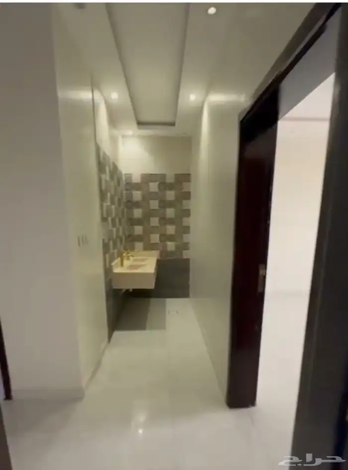 للبيع عماره في المدينه المنوره التلال الغربي داخل الحد 5